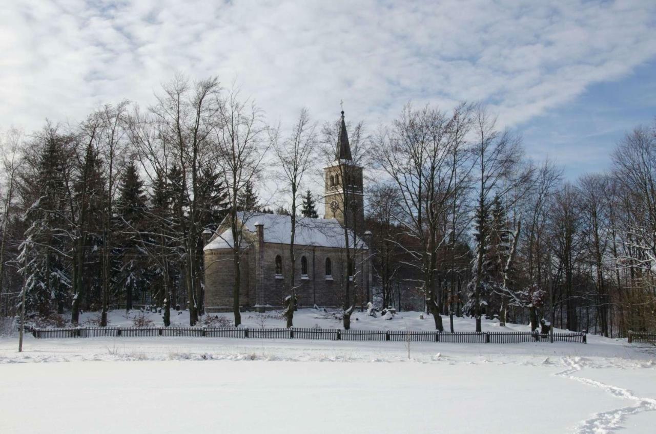 Dom Na Pstraznicy Villa Kudowa-Zdrój Exterior foto