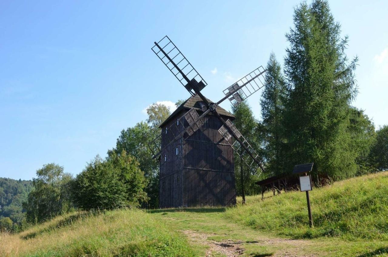 Dom Na Pstraznicy Villa Kudowa-Zdrój Exterior foto
